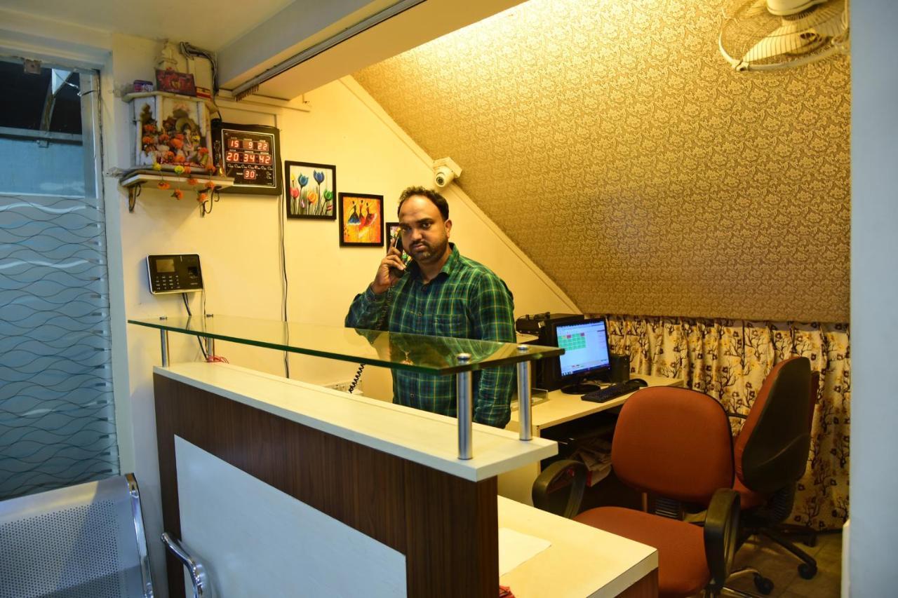 Reliable Inn Kolkata Eksteriør bilde