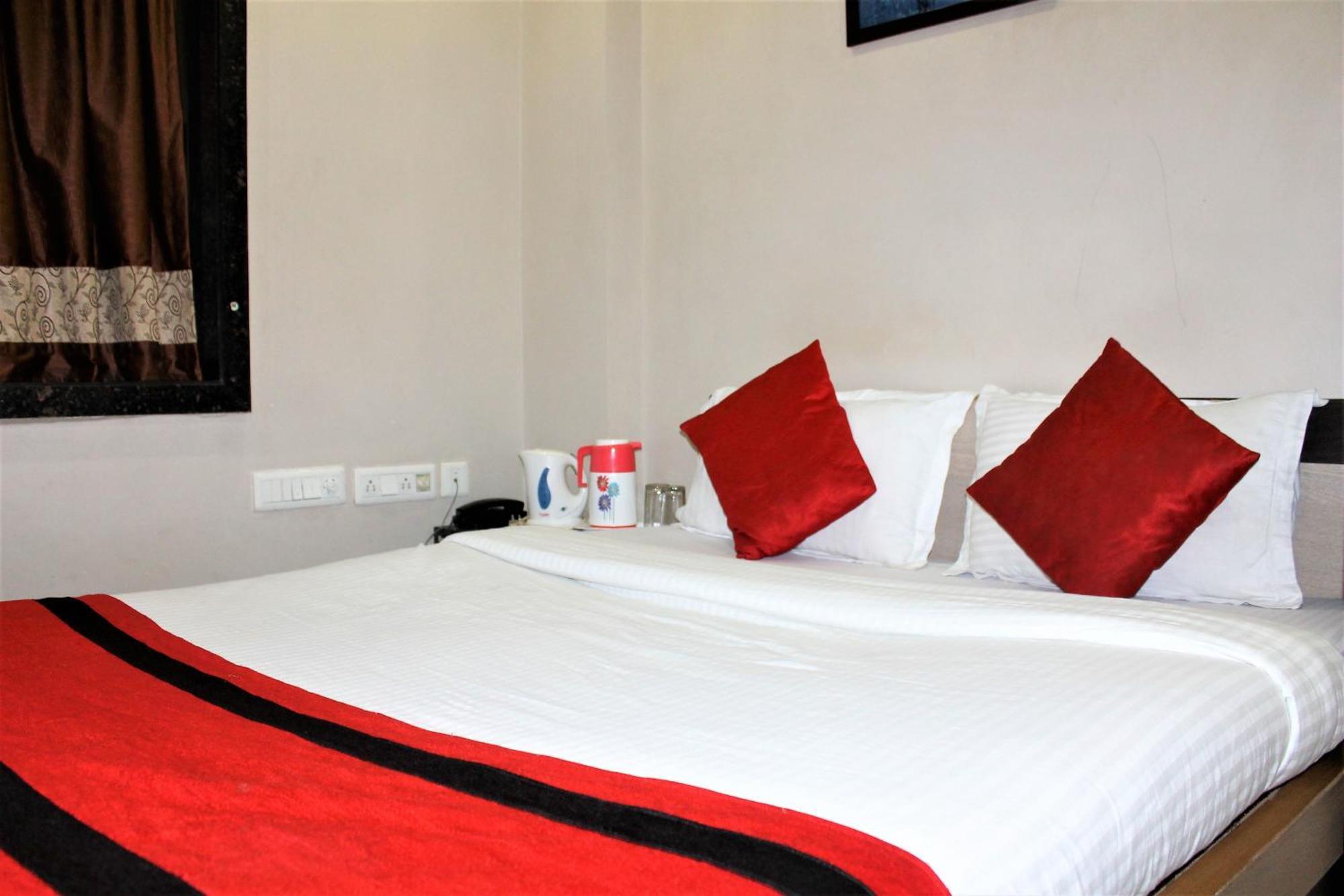 Reliable Inn Kolkata Eksteriør bilde
