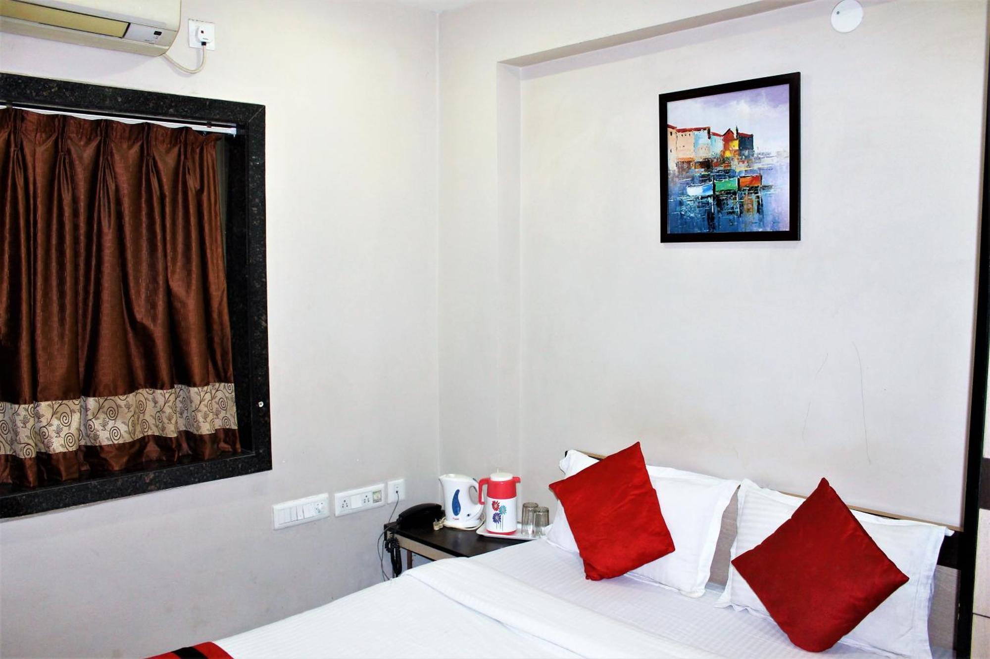 Reliable Inn Kolkata Eksteriør bilde