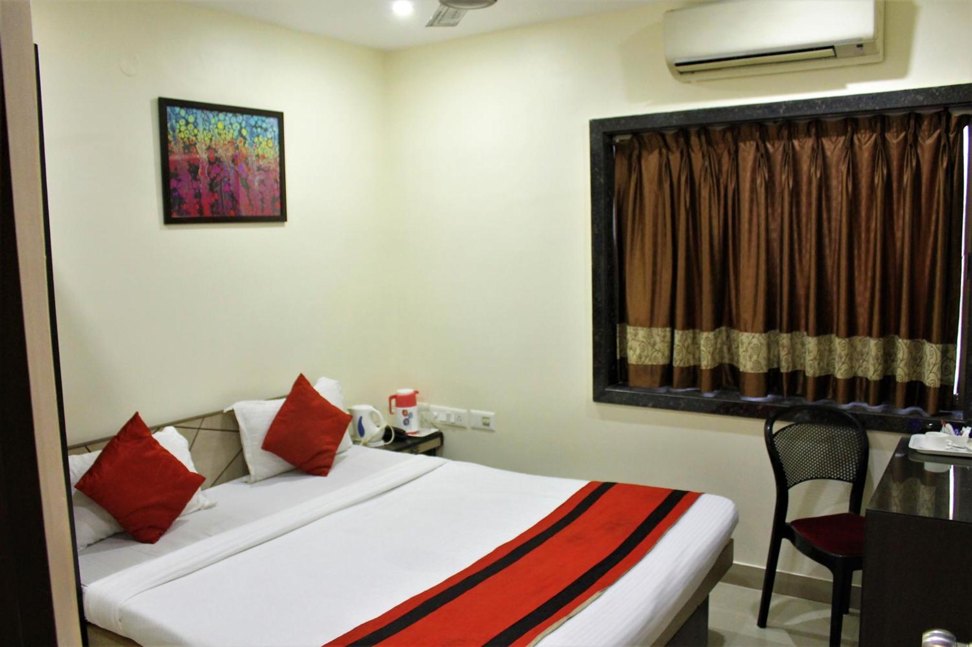 Reliable Inn Kolkata Eksteriør bilde