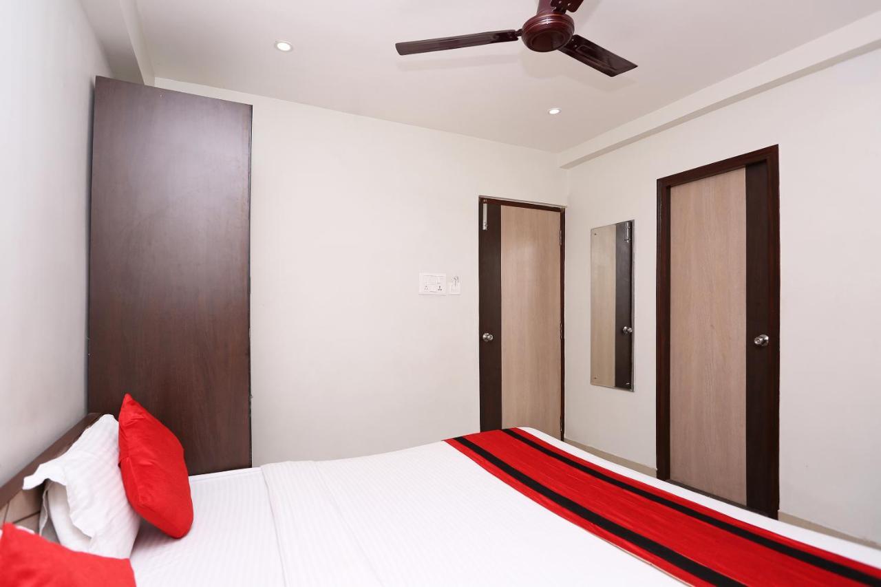 Reliable Inn Kolkata Eksteriør bilde